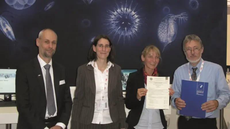 The document was handed over by BSH representatives to the project managers of the ballast water system