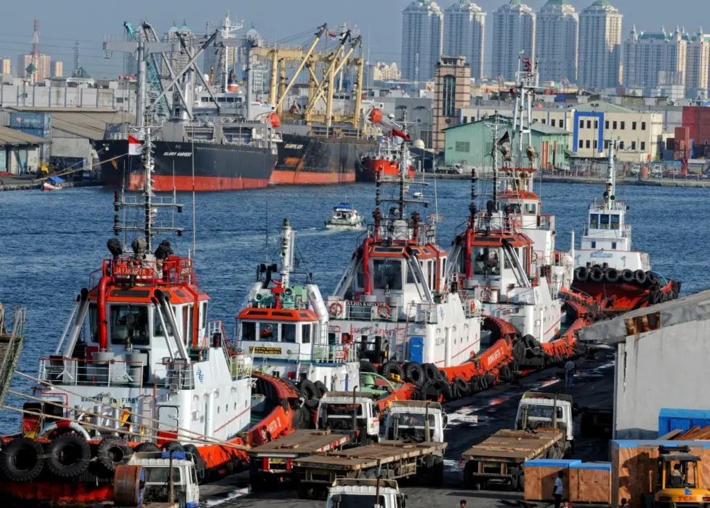 Spread: dominated by archipelagos and islands, Indonesian port infrastructure is central to growth. Photo: IPC