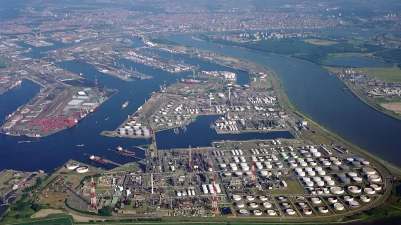 'Green' vessels calling at Antwerp could be eligible for a 20% discount on port dues
