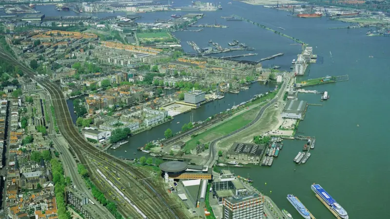 New focus: Amsterdam is looking towards handling biomass and the import of diesel and kerosene