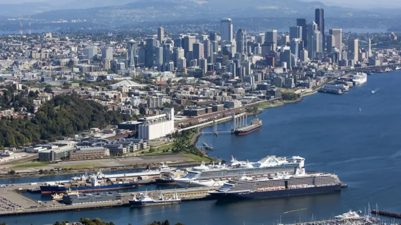 The Port of Seattle and City of Seattle have agreed to a collaboration for a heavy haul network Photo: Don Wilson/Port of Seattle