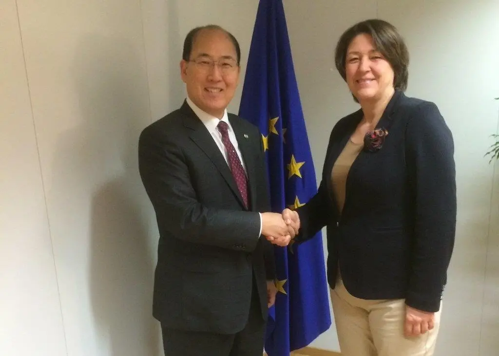 EU backing international regulator frame work principle Photo: @Bulc_EU
