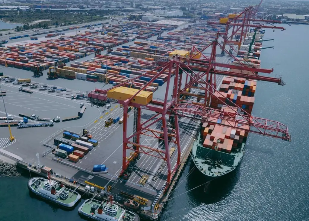 Asciano dumps Brookfield for Qube