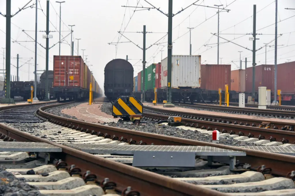 Hamburg has been called the strongest port for the southern German hinterland largely due to its strong rail network Photo: HHM / Sabine Zilski
