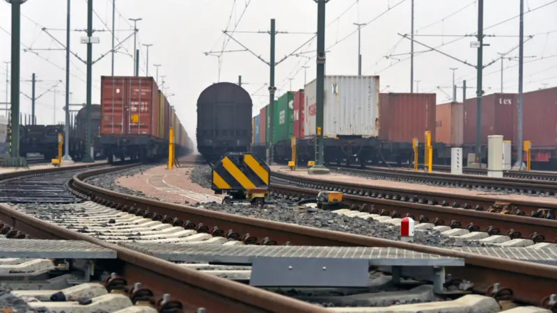 Hamburg has been called the strongest port for the southern German hinterland largely due to its strong rail network Photo: HHM / Sabine Zilski