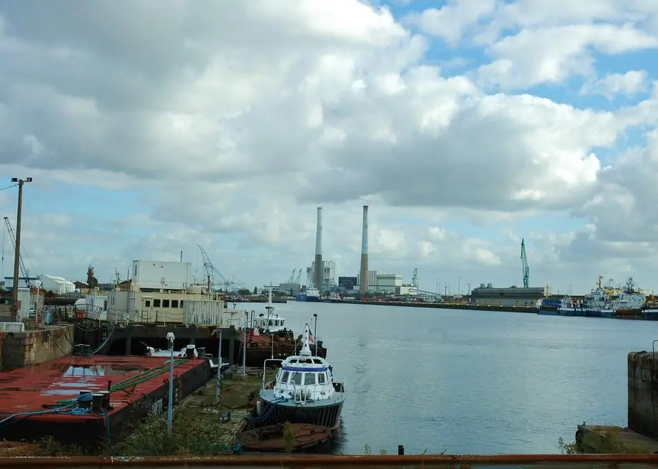 HAROPA will set up a new inland river service from Le Havre (port is pictured) to Bonneuil-sur-Marne in upstream Paris Photo: isamiga76/flickr/CC BY 2.0