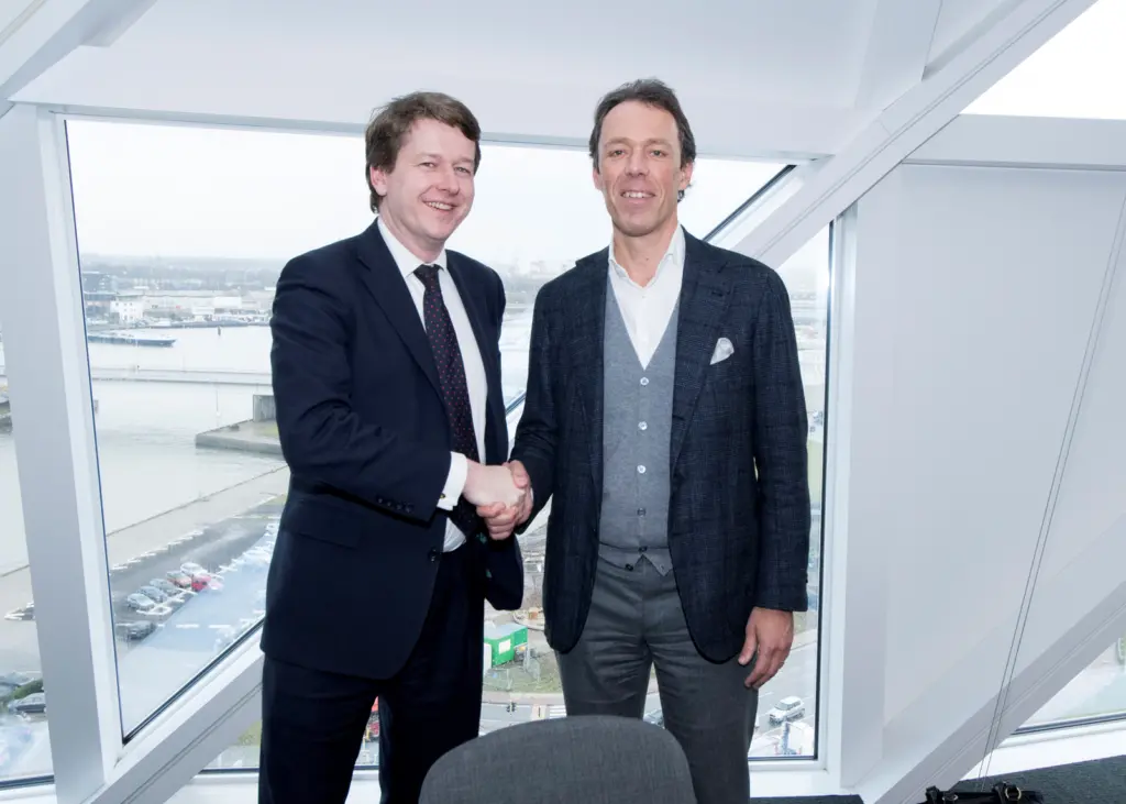 Robin Walker, the UK’s Undersecretary of State for the Department for Exiting the European Union (L), with Jacques Vandermeiren, Antwerp Port Authority chief executive (R). Image credit: Antwerp Port Authority