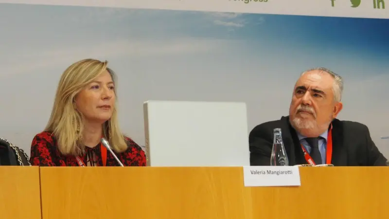 Valeria Mangiarotti of Medcruise and Francesc Sanchez of the Port of Valencia address GreenPort Cruise