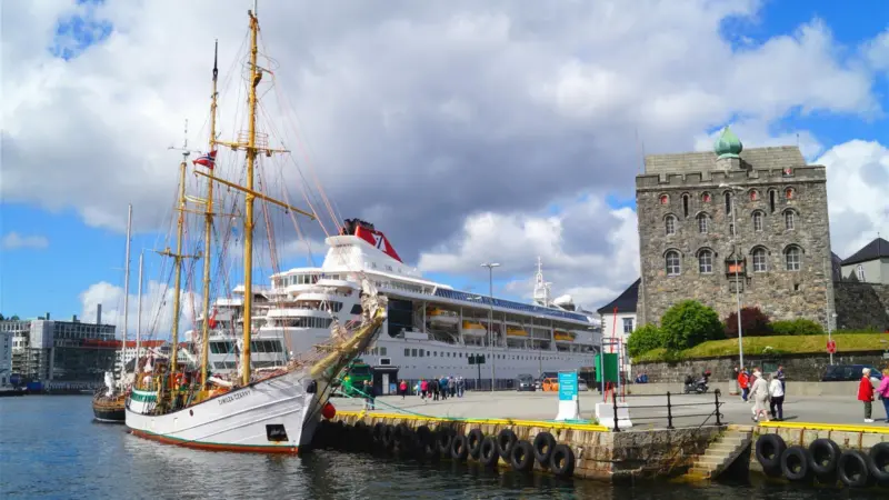 The Port of Bergen has established a strategy for reducing the environmental impact from cruiseships Photo: Gjertrud Coutinho and Bergen Tourist Board