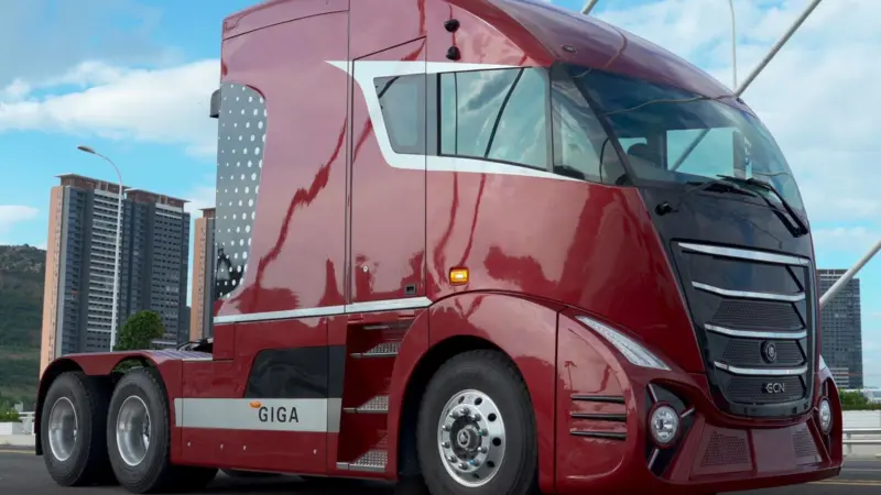 The GCN Hydrogen Tractor is a 44-tonne hydrogen fuel-cell truck