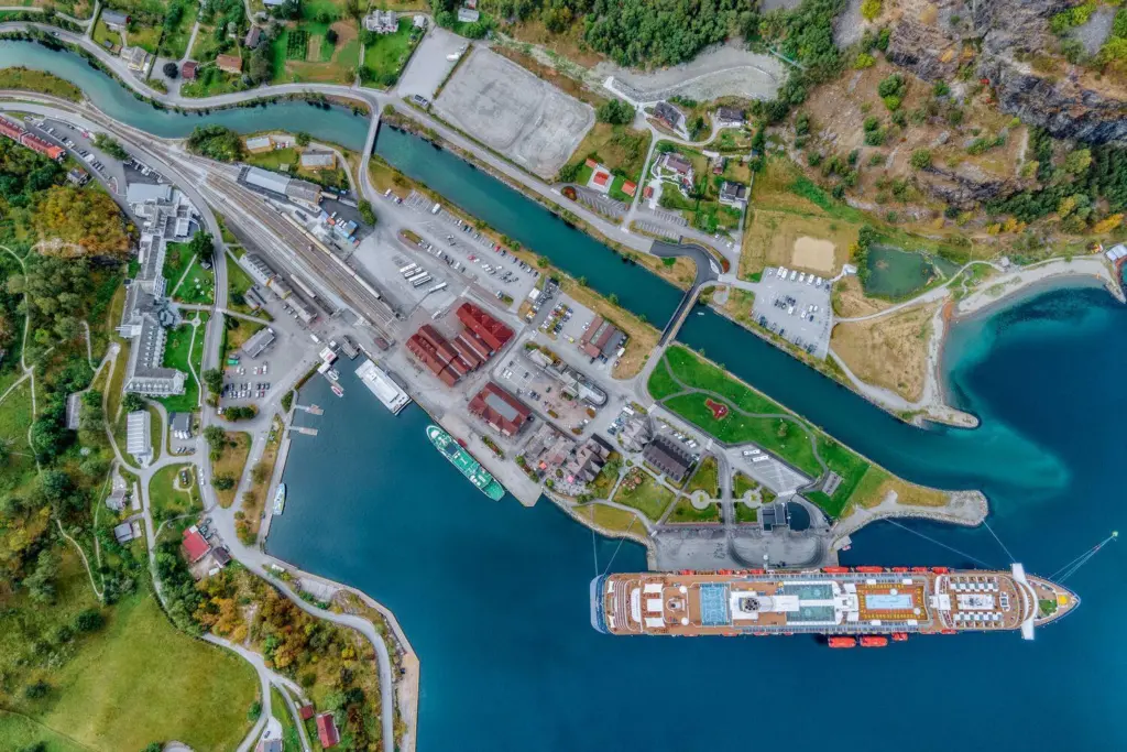 Flam Port