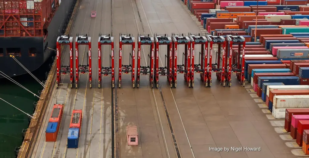 The vehicles consume up to 20% less fuel than the diesel-electric powered machines they will replace