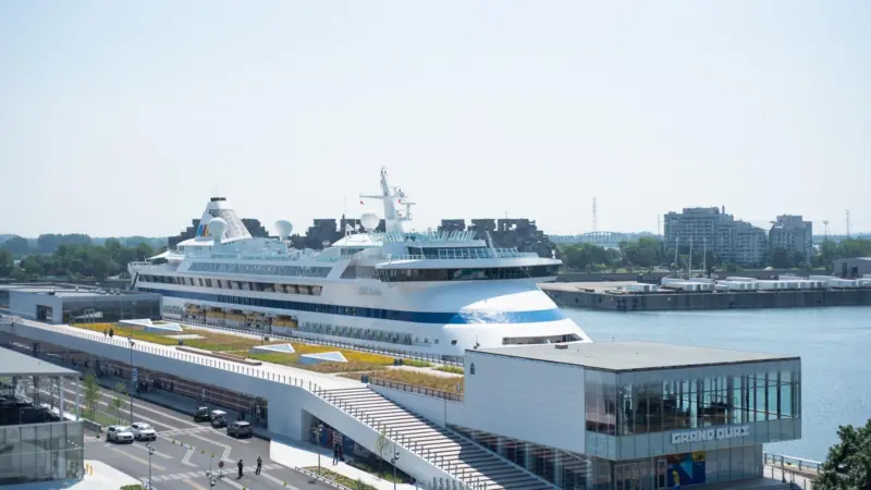 Grand Quay, Port of Montreal