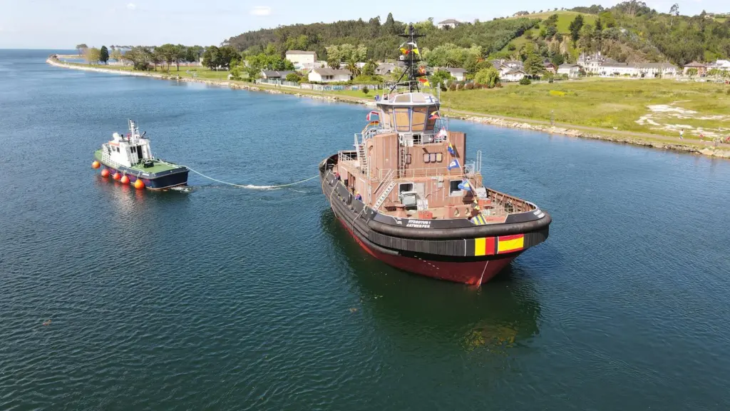Hydrotug is the first vessel to be powered by two BeHydro V12 dual fuel medium speed engines