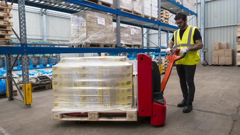 Linde - new electric pallet trucks pic 2