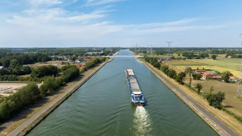 EST-Floattech’s Green Orca System will power FPS Maas's new hybrid H2-electrical propulsion engine