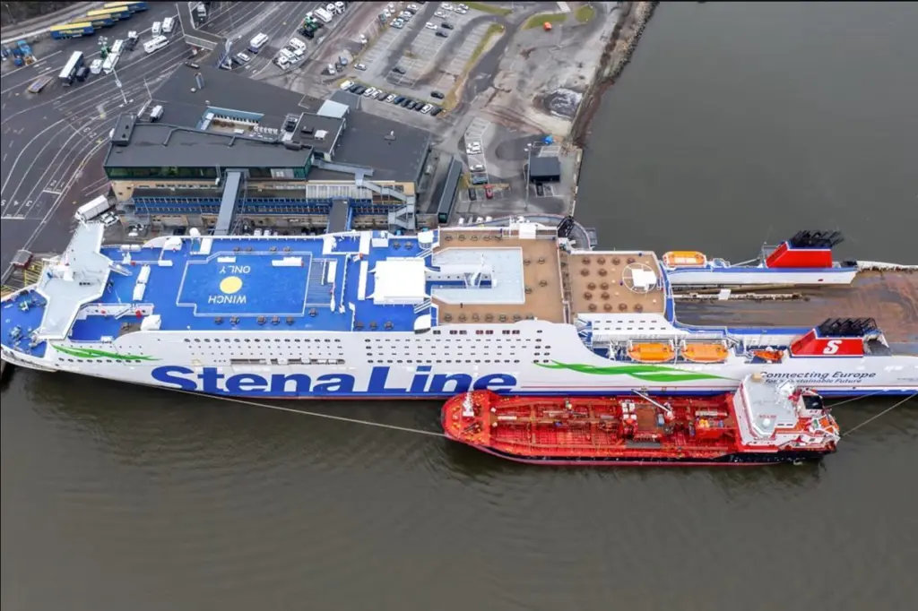 Stena Germanica bunkering at Gothenburg