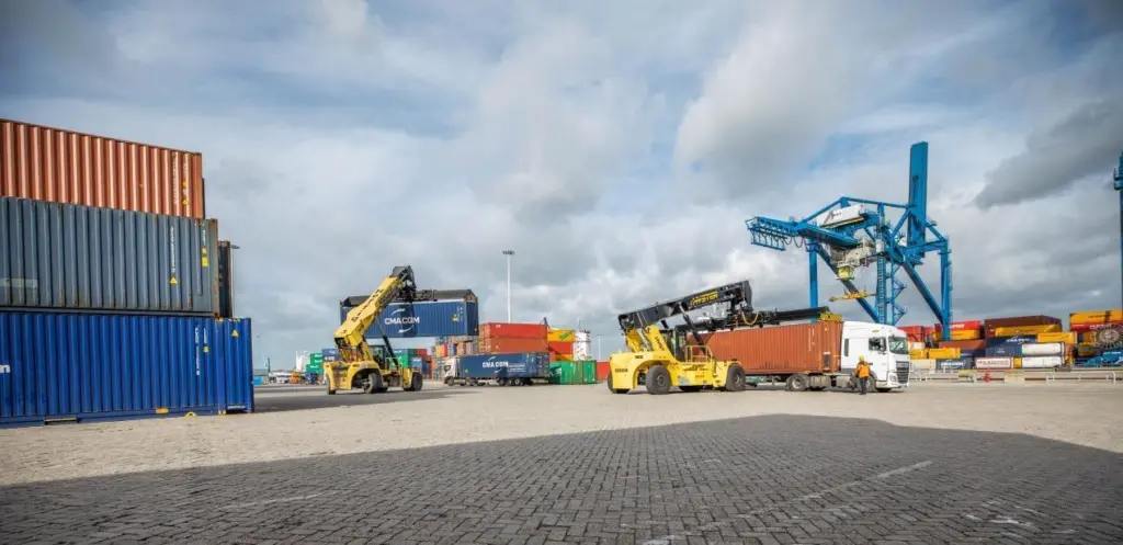 Hyster lift trucks portside