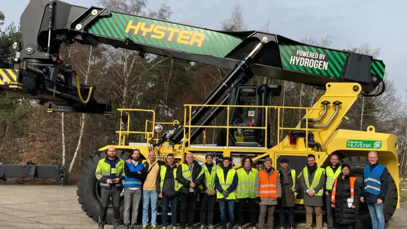 Hyster H2PORTS reach stacker Port of Valencia