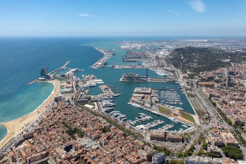 Barcelona project called “Your Port Opens Up Again” focuses on passenger traffic, infrastructure and reducing environmental impact