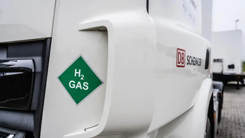 DB Schenker hydrogen-powered truck