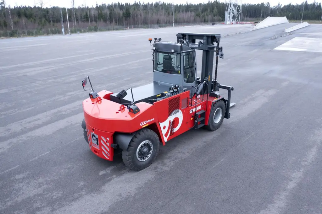 Kalmar electric heavy forklift