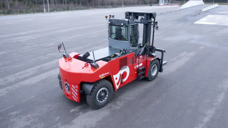 Kalmar electric heavy forklift