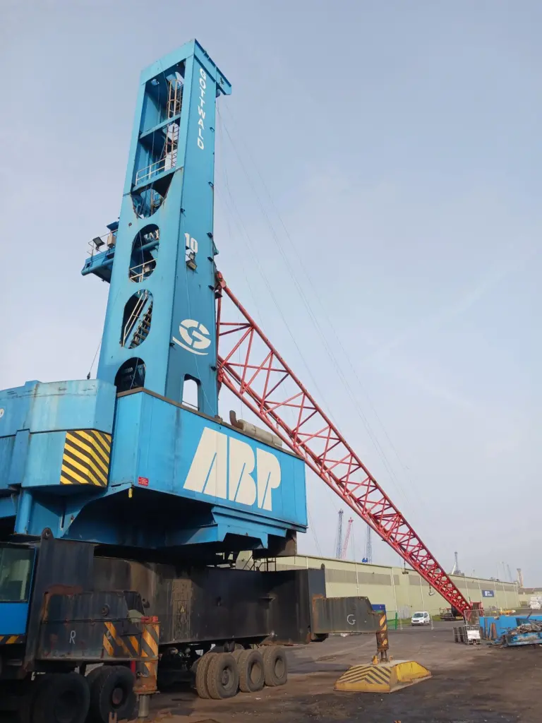 ABP Immingham's HMK 260 Gottwald cranes are being recycled