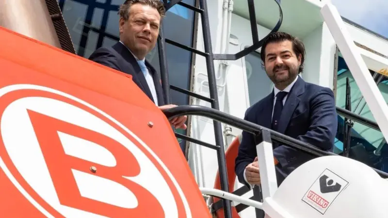 (l) Vicente Boluda Ceballos, vice chair of Boluda Towage and Arnout Damen, CEO of Damen Shipyards Group