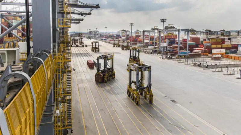 Kalmar equipment in action at DP World London Gateway