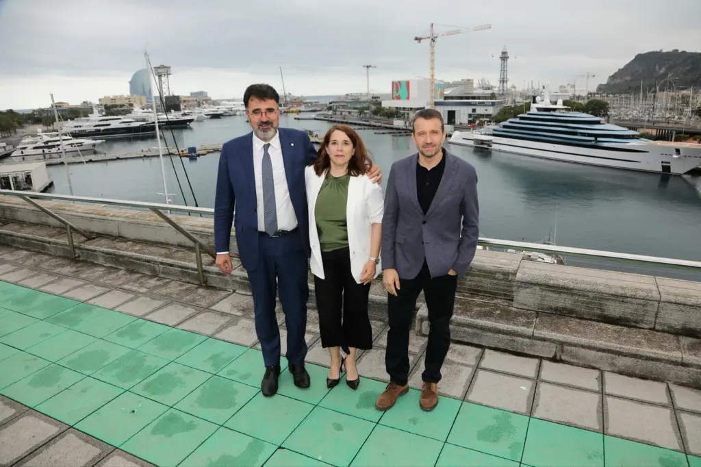 (l-r) Port of Barcelona president Lluís Salvadó, director of port innovation, Emma Cobos, and Tech Barcelona CEO Miquel Martí