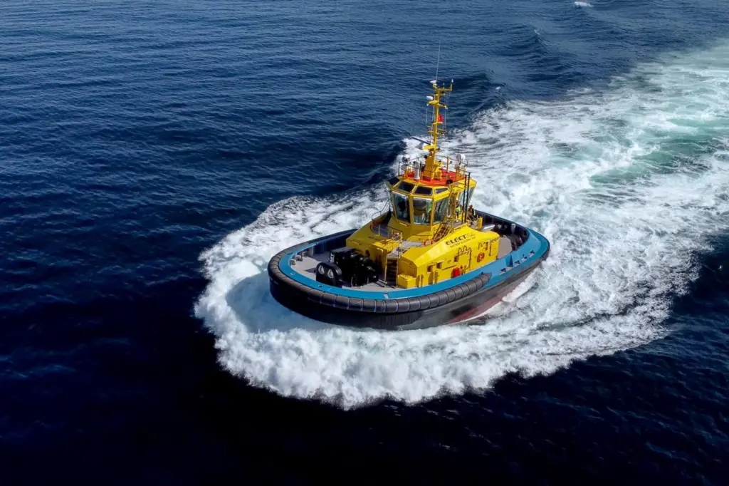 ELCTRA 2300SX tug