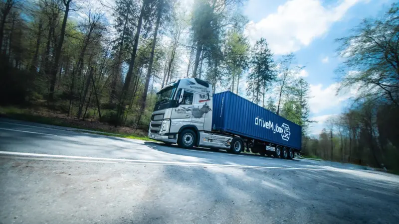 driveMybox lorry in transit