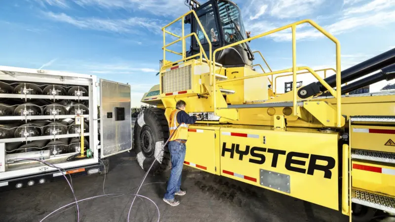 Hyster hydrogen container handler