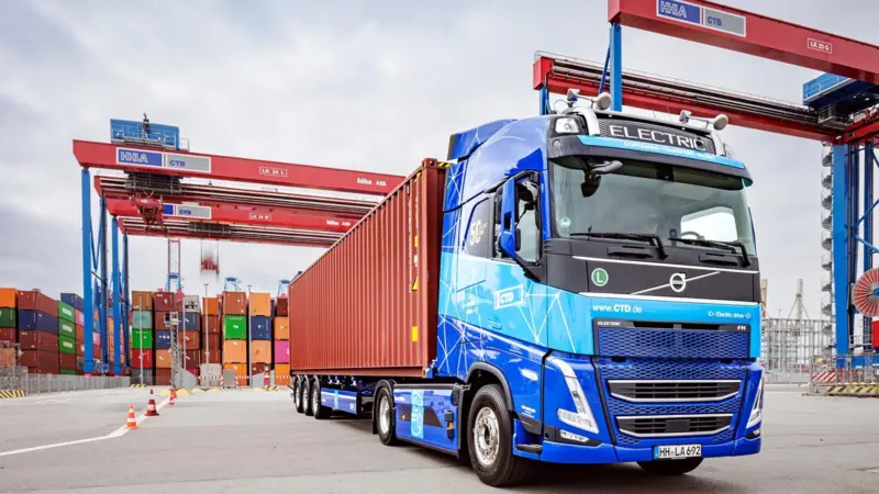 An e-truck at HHLA Container Terminal