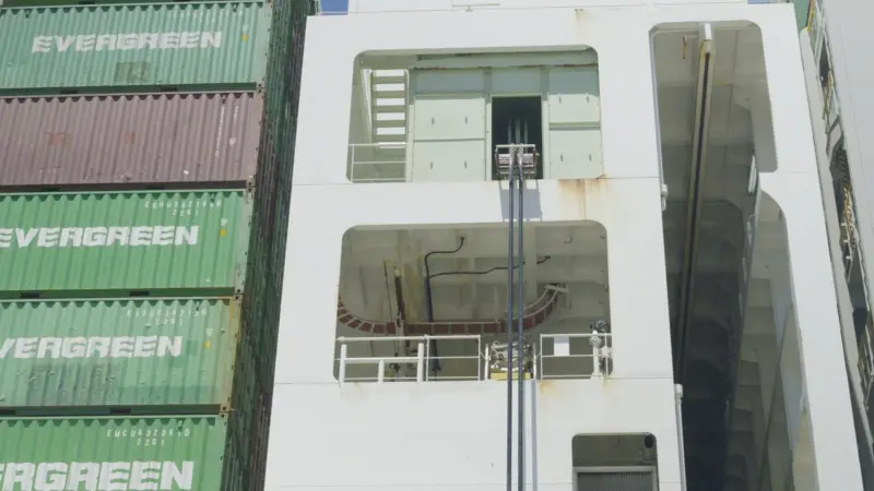 ship accessing shorepower