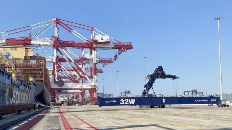 00_318600_hutchisonportsbestautomatedcranes_715045