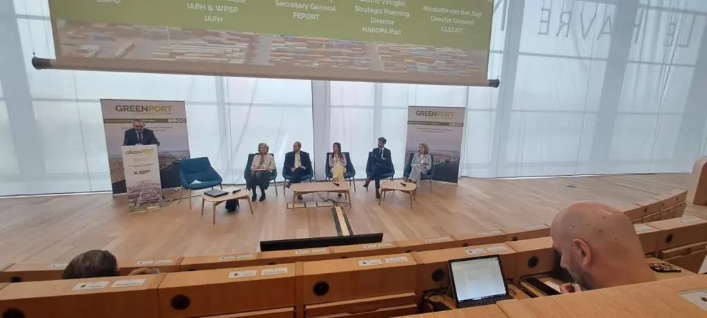 (l-r) Isabelle Rybost, Secretary General ESPO; Antonis Michail, Technical Director IAPH & WPSP IAPH; Lemia Kerdjoudj, Secretary General FEPORT; Cedric Virciglio, Strategic Planning Director HAROPA Port