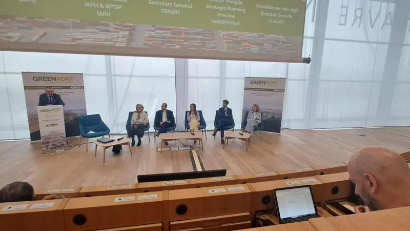 (l-r) Isabelle Rybost, Secretary General ESPO; Antonis Michail, Technical Director IAPH & WPSP IAPH; Lemia Kerdjoudj, Secretary General FEPORT; Cedric Virciglio, Strategic Planning Director HAROPA Port