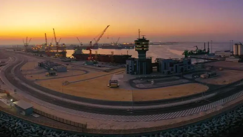 The picture shows a panoramic view of the Port Duqm at sunset