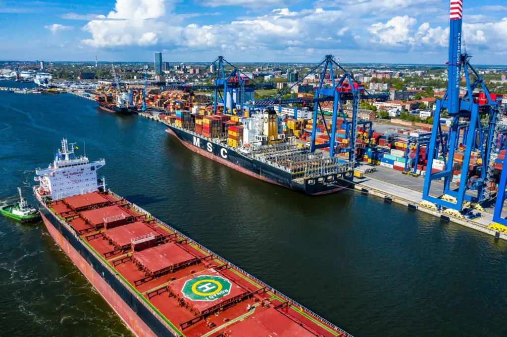 The image shows vessels calling at the port