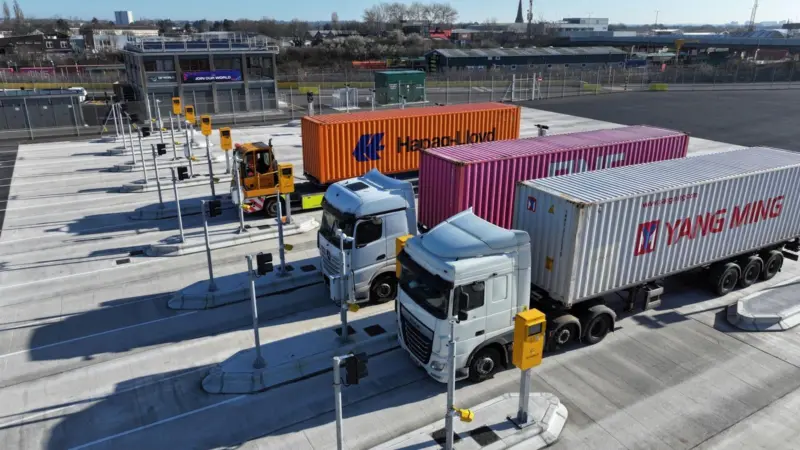 DP World_Gate Complex_HGV