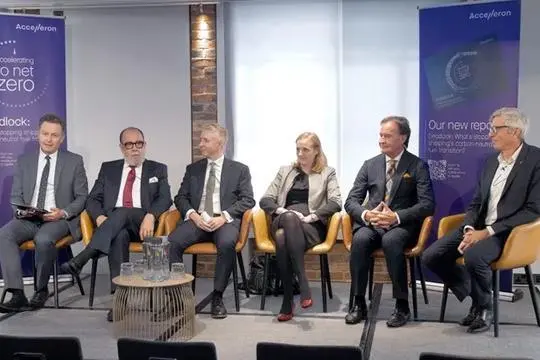 IAPH’s Managing Director Patrick Verhoeven (second from left) at yesterday’s Accelleron event at LISW