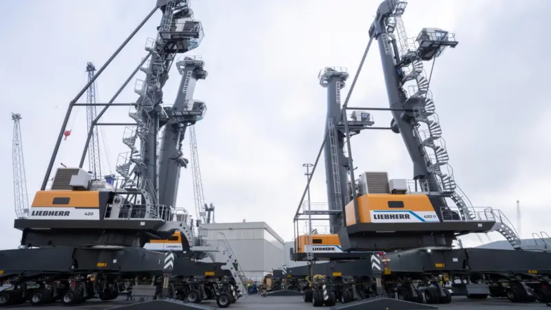 Liebherr's LHM 420 and LHM 550 are pictured on the quayside