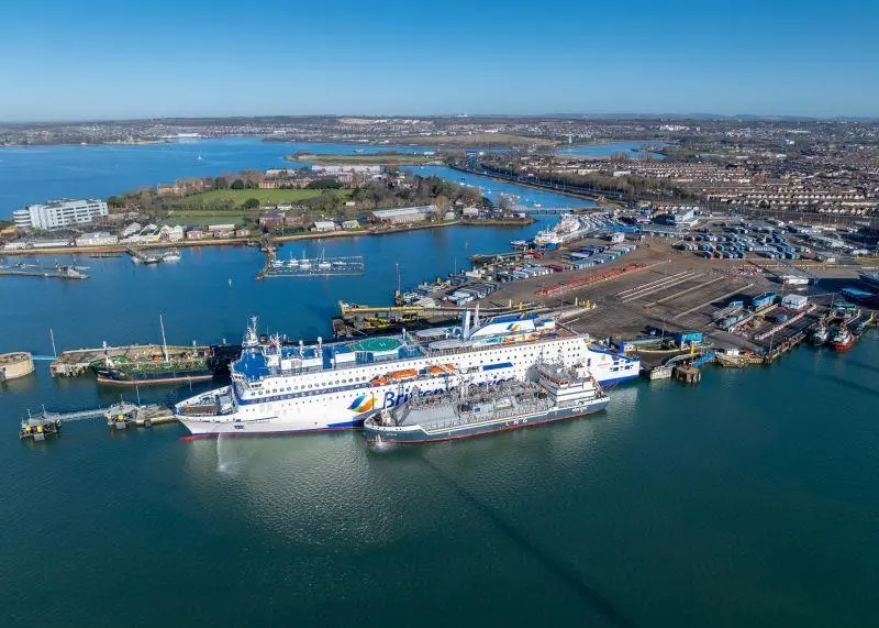 Titan's Optimus bunkering Brittany Ferries' Saint-Malo with bioLNG