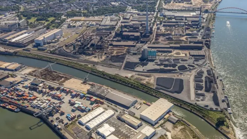 A aerial shot of duisport