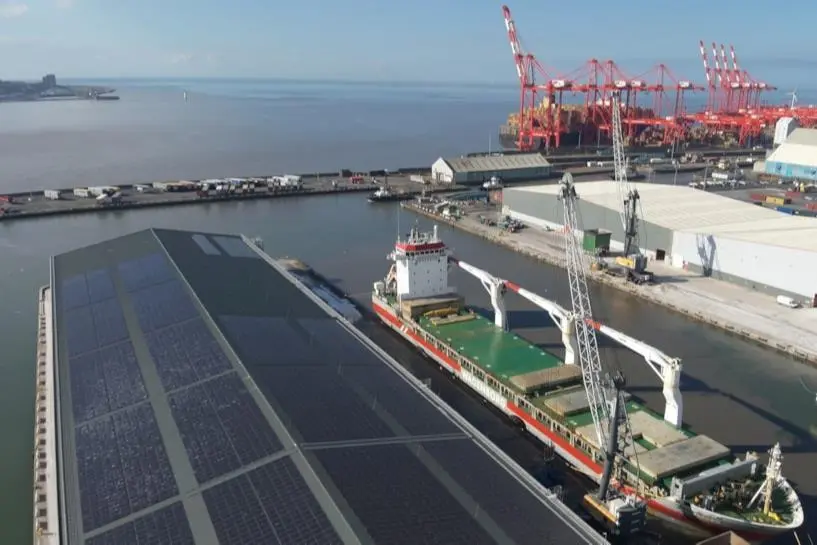 The solar panels installed on the 260,000 sq ft Alexandra Dock warehouse