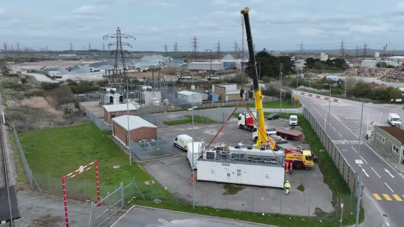 Port of Tilbury GeoPura electrolyser