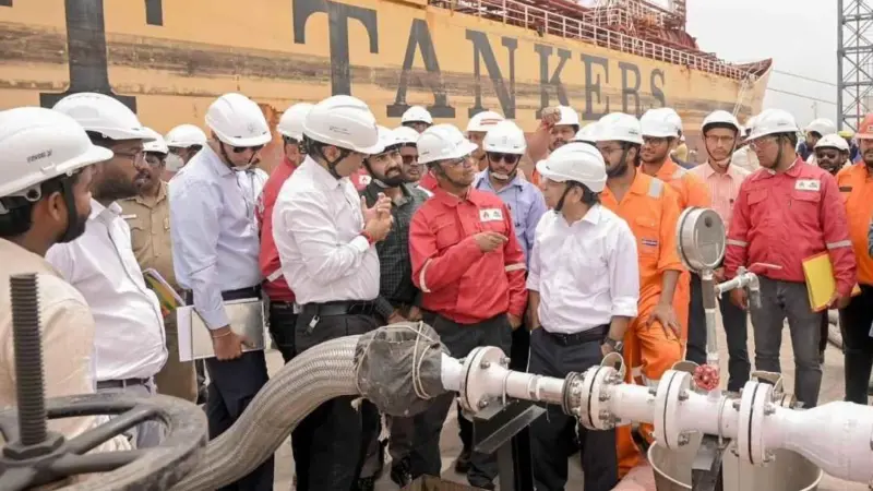 A shot of the participants involved in the methanol bunkering trial at Kandla Port