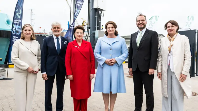 Lithuanian First Lady Diana Nausėdienė and Estonian First Lady Sirje Karis at the launch ceremony